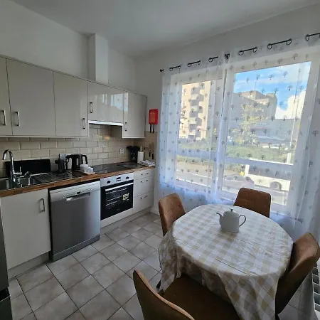 Charming 2 Bedroom Hideaway In Town Apartament Sligo