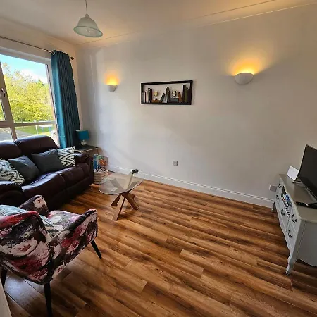 Charming 2 Bedroom Hideaway In Town Apartament Sligo